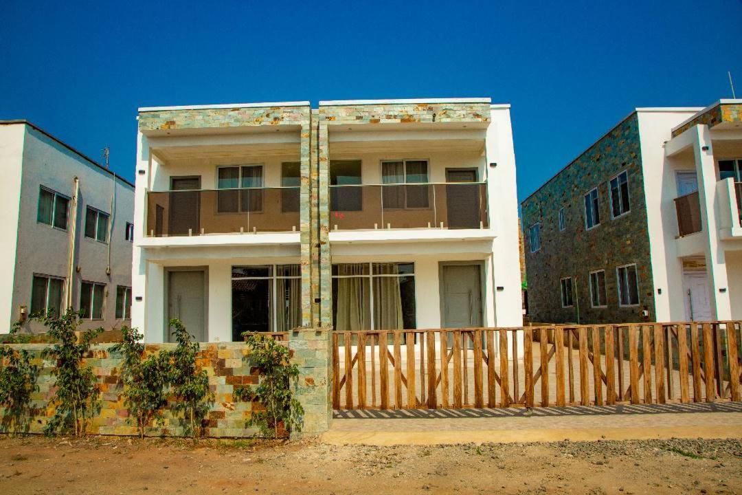 Prampram Ocean Green Beach Resort מראה חיצוני תמונה